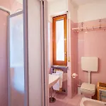 Guesthost - Bright Seaview In San Remo