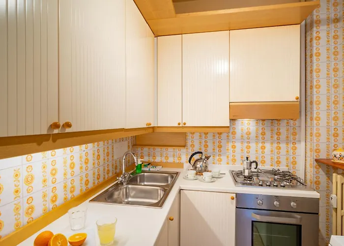 Guesthost - Bright Seaview In * 圣雷默